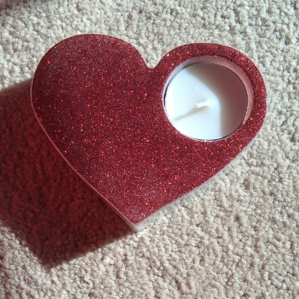 Glittering Red Heart Tealight Holder